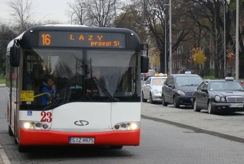 Wypożyczony autobus z Jastrzębia Zdroju