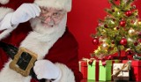Mikołaj w Starachowicach rusza w trasę. Do 22 grudnia odwiedzi każde osiedle w mieście. Gdzie i kiedy się pojawi?