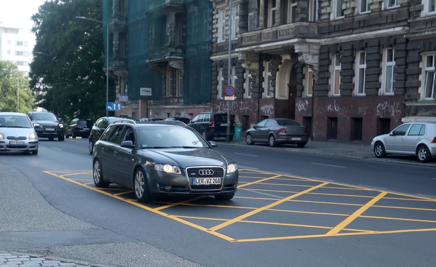 Yellow boxy, czyli żółte skrzyżowania w Warszawie? Radny...