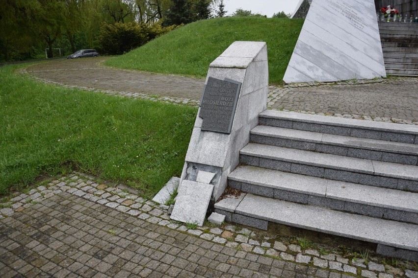 Znajdujący się na Zniesieniu Krzyż Zawierzenia jest w złym...