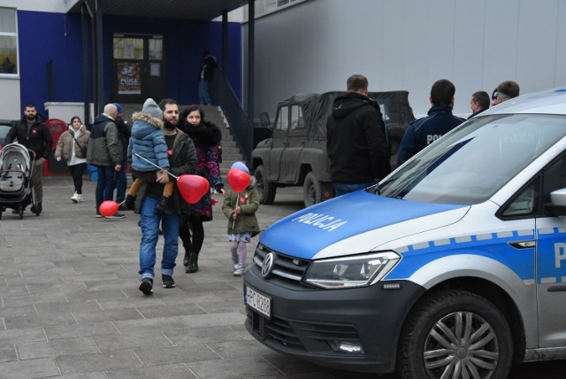 Zobacz w galerii zdjęcia z działań policji w ramach WOŚP w Golubiu-Dobrzyniu