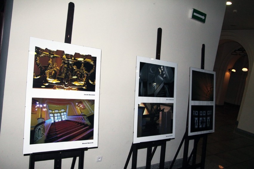 Werisaż wystawy zdjęć z Foto Dej w Instytucie Europejskim