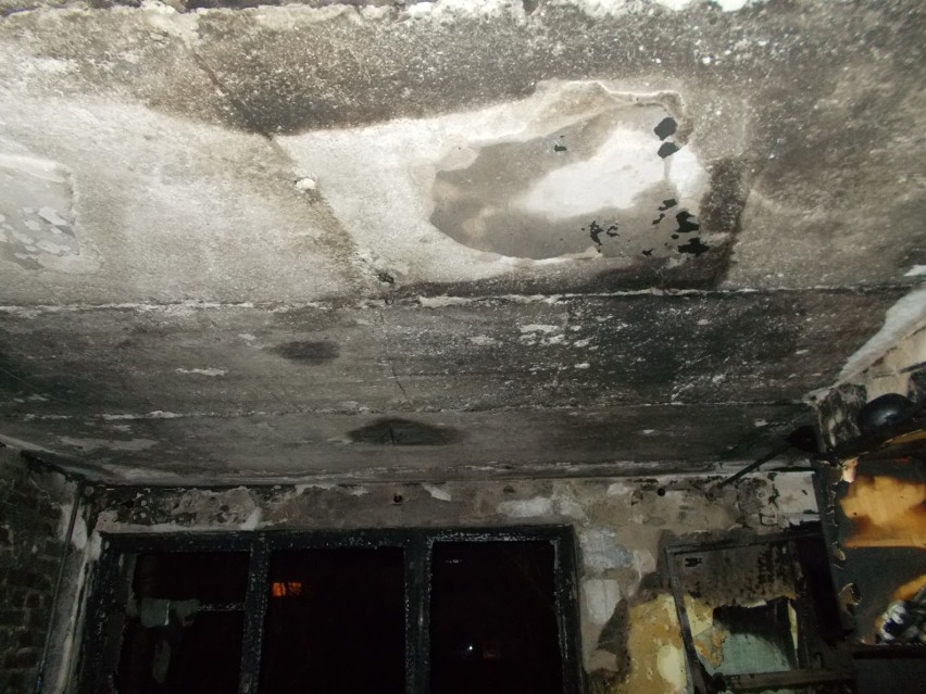 Pożar mieszkania przy ulicy Powstańców Styczniowych w Koninie