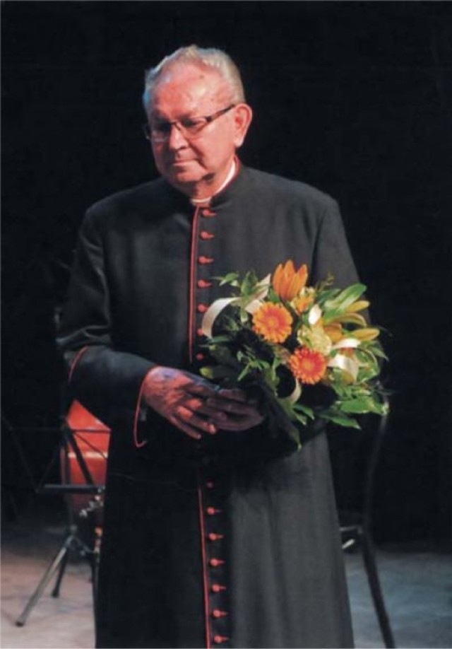 Wspominamy ks. kan. Ryszarda Balika, proboszcza parafii pw. bł. Jolenty w Gnieźnie