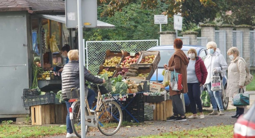 Policja w Kaliszu: Prawie 150 mandatów za brak maseczki. Posypały się też wnioski do sądu