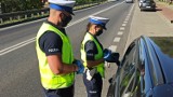 Pijani kierowcy w Żorach stracili prawo jazdy. "Po kielichu" za kierownicę wsiadł nawet zawodowy kierowca. 47-latek wydmuchał prawie promil
