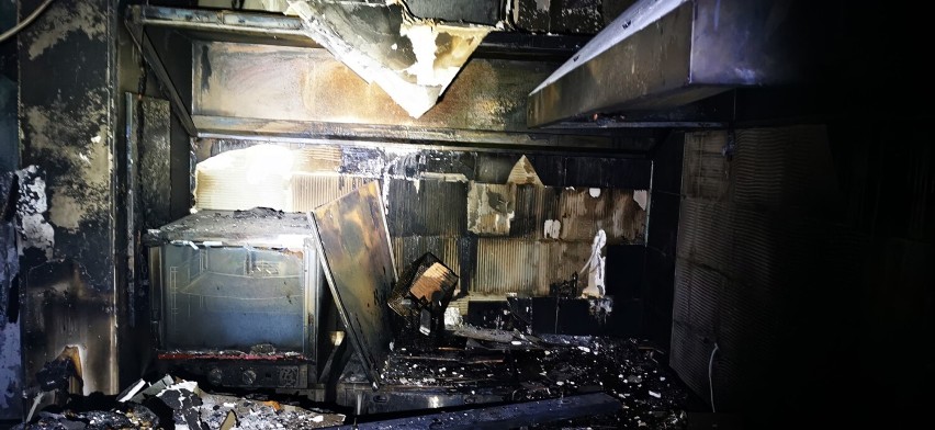 Pożar w Chorzowie. Wybuch butli z gazem w "American Burgers". Mieszkańcy kamienicy zostali ewakuowani
