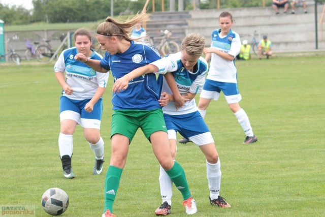 Mustang Wielgie - GSS Grodzisk Wlkp. 1:3 (0:2)
Gol dla Mustanga Wielgie - Natalia Wiśniewska (71).
Gole dla GSS Grodzisk Wlkp. - Paulina Pisarek (17), Karolina Wlekła (43) i Paulina Pisarek (65).

Mecz rozegrano na stadionie w Dobrzyniu nad Wisłą.

>> Najświeższe informacje z regionu, zdjęcia, wideo tylko na www.pomorska.pl 