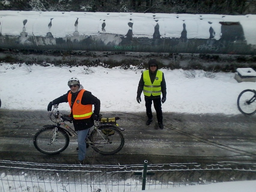 Zimowa wyprawa rowerzystów ze Zgrzytu Bełchatów