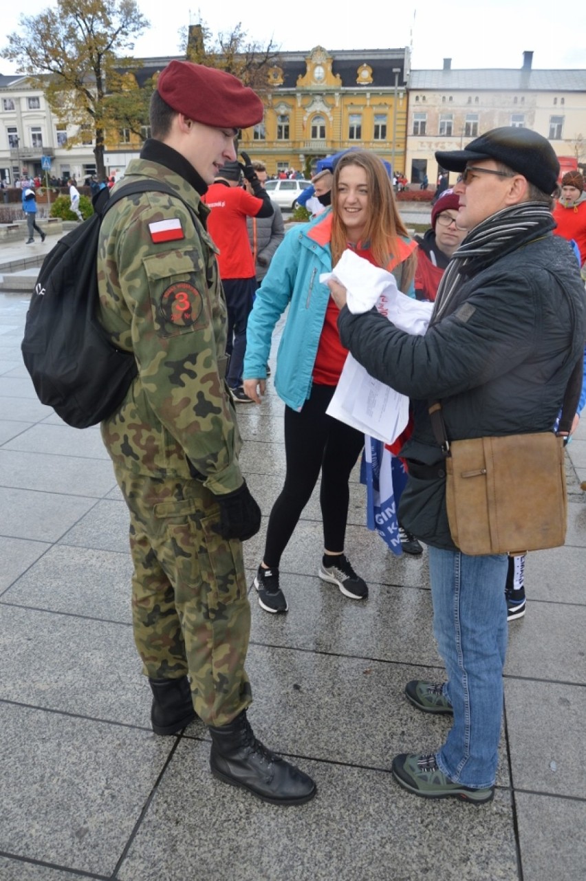 Blisko 500 uczestników Biegu Niepodległości w Tomaszowie...