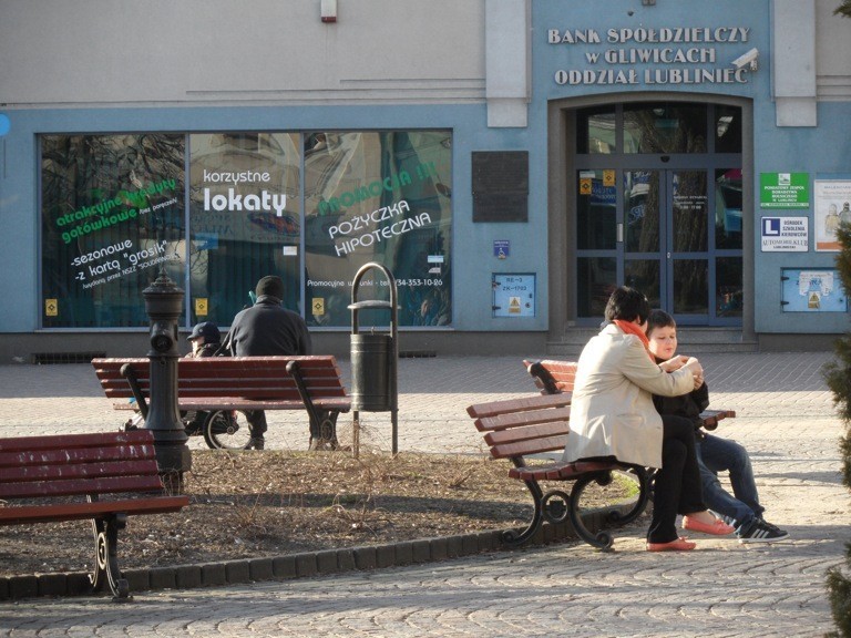 Wiosna na dobre zawitała do Lublińca. Teren nad Lublinicą tętni życiem. Zobaczcie sami!