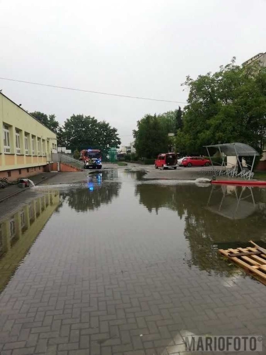 Ulewy przeszły przez Opolszczyznę. Zalane m.in. drogi i...