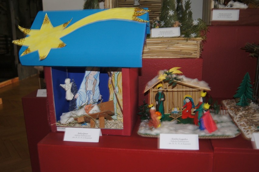W wieluńskim muzeum otwarto wystawę szopek bożonarodzeniowych [Zdjęcia i wyniki konkursu]