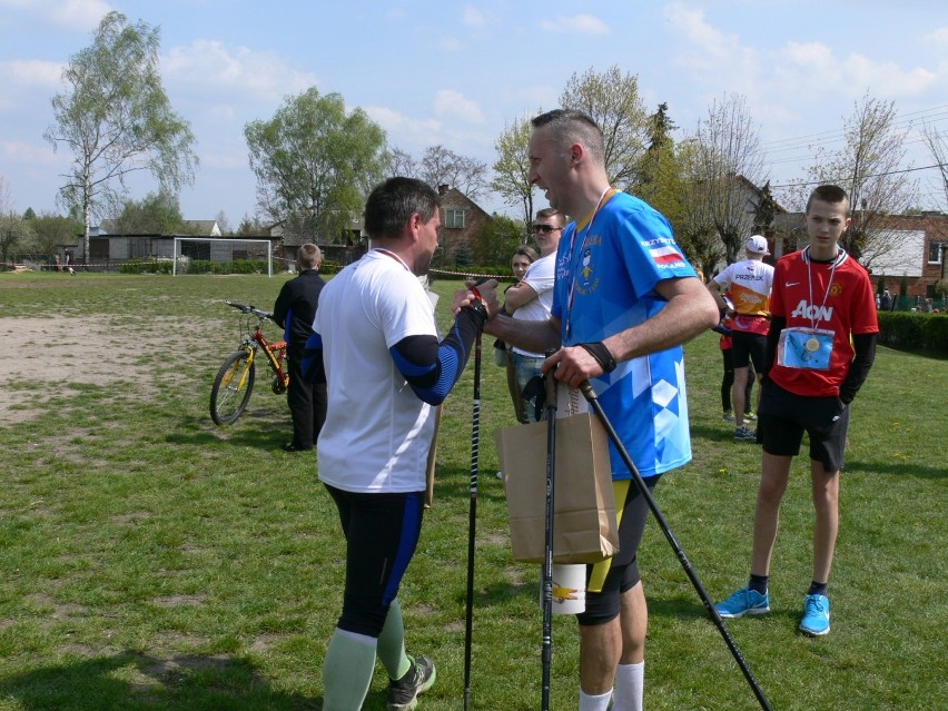 Mistrzostwa nordic walking Gaszyn 2016 [ZDJĘCIA]