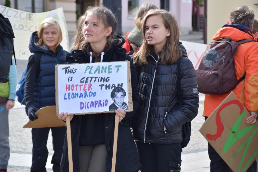 Młodzieżowy Strajk Klimatyczny w Białymstoku. Zobacz, jak protestowano w naszym mieście (zdjęcia)