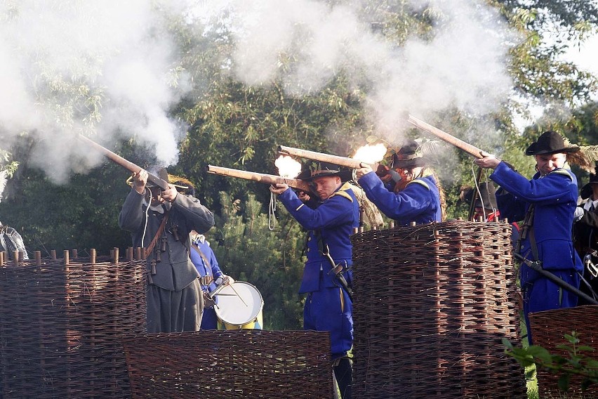 Rok temu w Ujściu, a teraz w Pile; na Wyspie. Szwedzi...