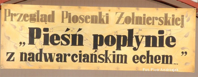 Plakat reklamowy. Fot. Piotr Andrzejak