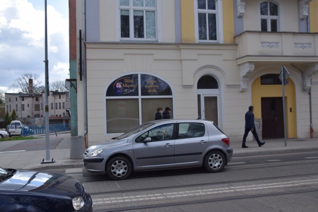 Na odcinku kilkuset metrów naliczyliśmy kilkanaście pustych lokali czy budynków.