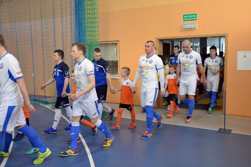 II liga futsalu: W meczu o awans do I ligi BestDrive Futsal Piła uległ nieznacznie drużynie TAF Toruń. Zobaczcie zdjęcia z tego meczu