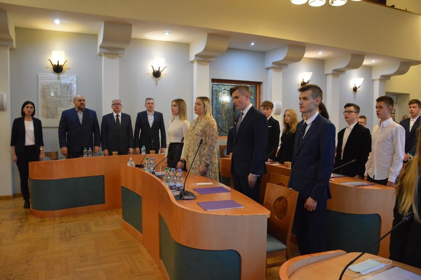 Pierwsze posiedzenie Młodzieżowej Rady Miejskiej Bełchatowa,...