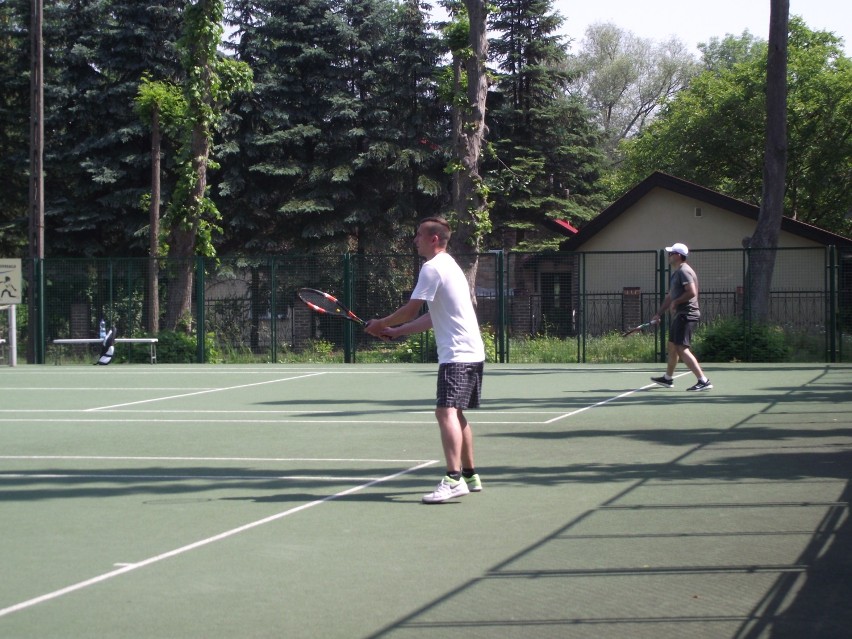 Tenis ziemny: Regulamin Turnieju Tenisa Ziemnego „POWITANIE LATA - 2020”                                                                   