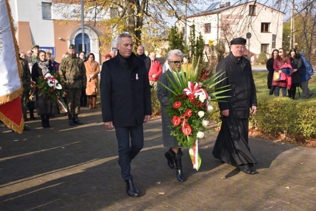 Poraj. Tłumy na Gminnych Obchodach Święta Niepodległości 2023