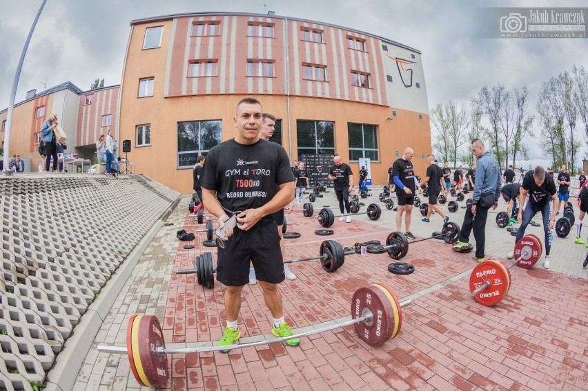 W Gym el Toro w Sosnowcu-Zagórzu udało się pobić rekord Guinnessa ZDJĘCIA