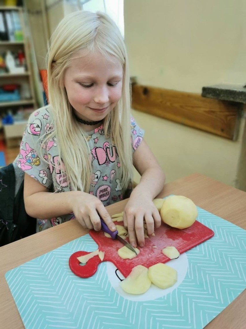 Dzień Ziemniaka w Szkole Podstawowej SPSK w Wieluniu [FOTO]