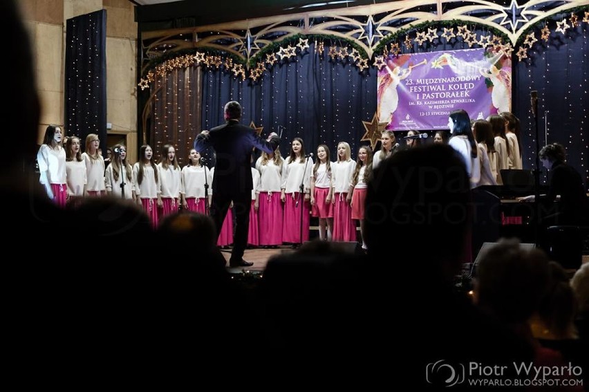 Wyróżnienie na międzynarodowym festiwalu dla podopiecznych PMDKiS w Wieluniu