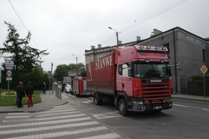 Tragiczny wypadek w Wieluniu. Rowerzysta zginął pod kołami ciężarówki