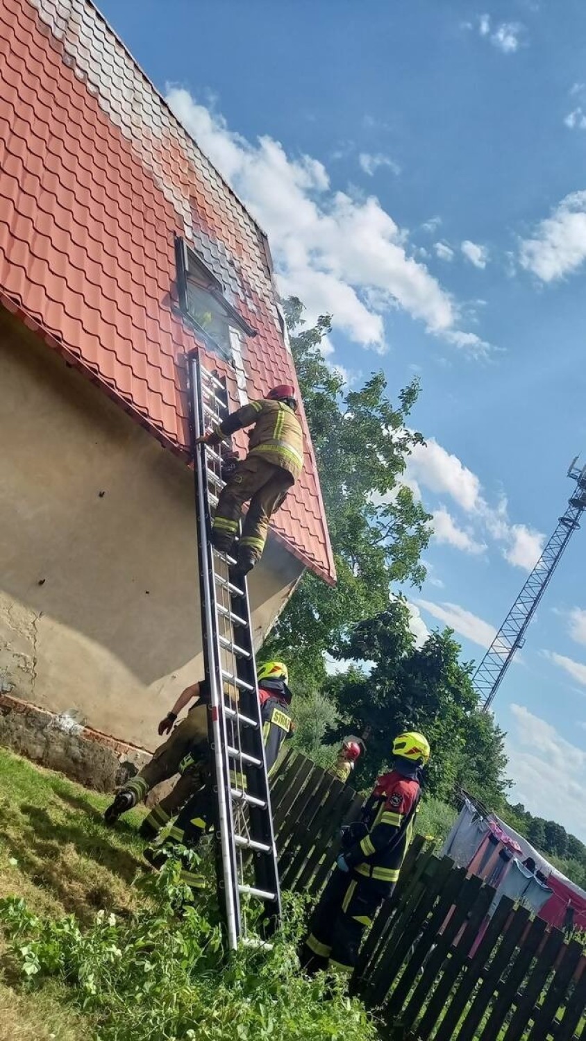 Pożar domu w Łazie w gminie Zabór