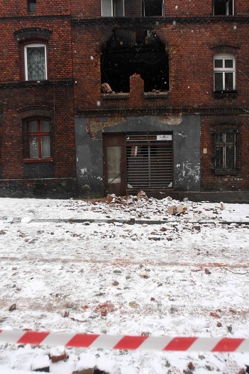 Wybuch w Zabrzu przy ulicy Chełmońskiego. 1 osoba nie żyje, 29 ewakuowano