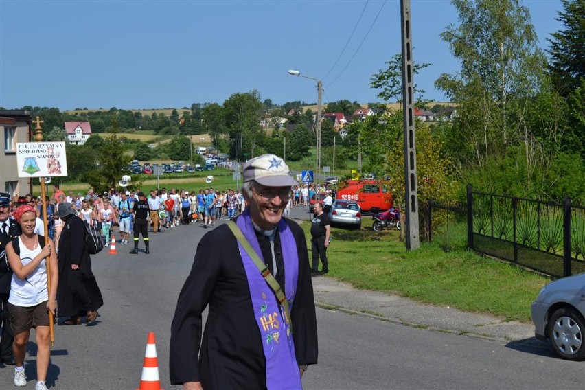 Pielgrzymka z Lini i Smołdzina do Sianowa 2014