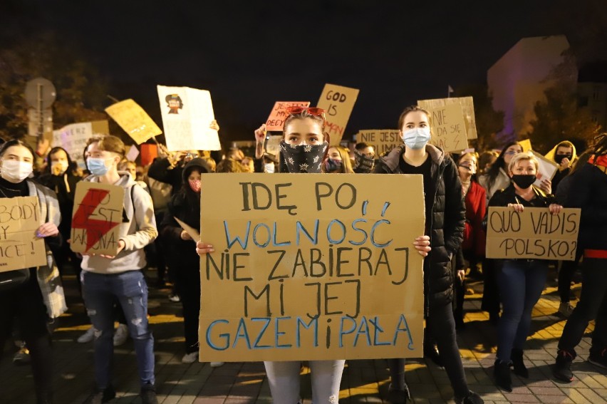 Protest kobiet w Katowicach