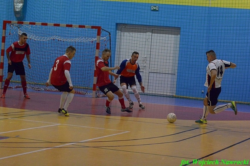Rozpoczęła się runda rewanżowa VIII edycji Choceńskiej Ligi Futsalu. Wyniki 8. kolejki - Batory liderem [zdjęcia]
