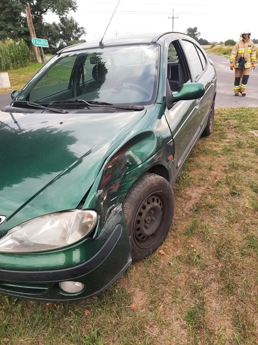 Wypadek w Nowej Wsi Niechanowskiej. Jedna osoba trafiła do...