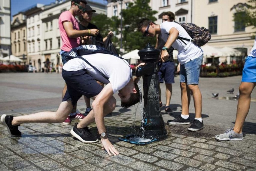 Tak krakowianie radzą sobie z upałami [ZDJĘCIA]