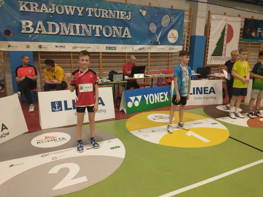 Bytowscy badmintoniści z Sianowa przywieźli trzy medale: dwa srebra i jeden brąz