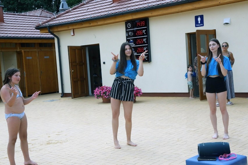 Tik Tok Dance na Letnich Basenach AquaFun Legnica, zobaczcie zdjęcia