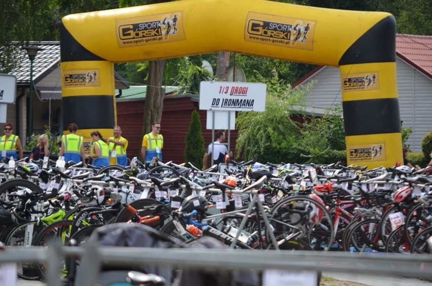 Triathlon Sława 2019 - setki uczestników na trasie zawodów. DUŻO ZDJĘĆ/ FILMY