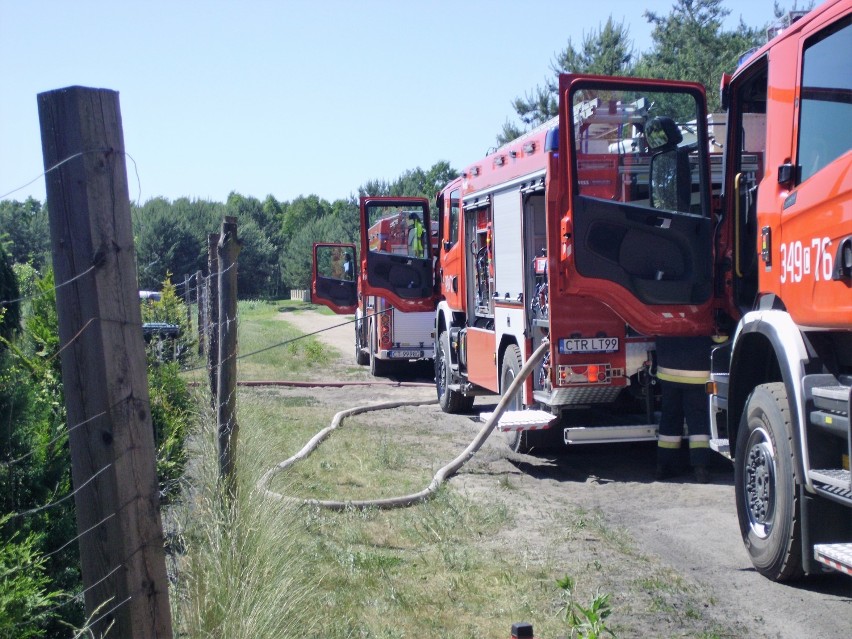 Według wstępnych informacji uzyskanych od strażaków...