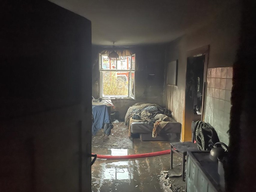 W Pożarze domu w Nowej Rudzie zginęło dwóch mężczyzn....