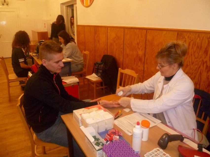 ZSLG w Ratajach zorganizował zbiórkę krwi [FOTO]