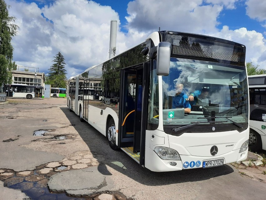 Hybrydowy autobus testowany na szczecińskich ulicach. Jak się sprawdza? 