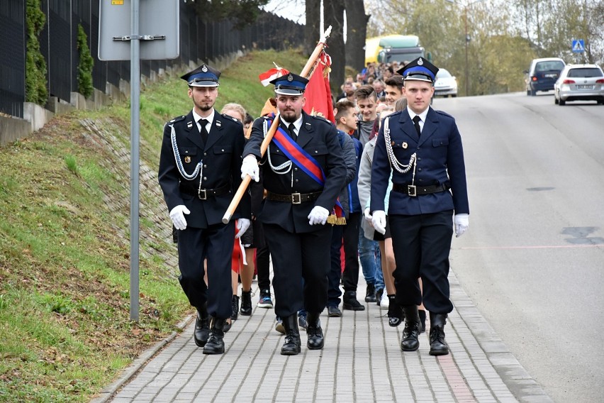 11 Listopada -  Mieszkańcy Moszczenicy świętowali rocznicę Odzyskania Niepodległości