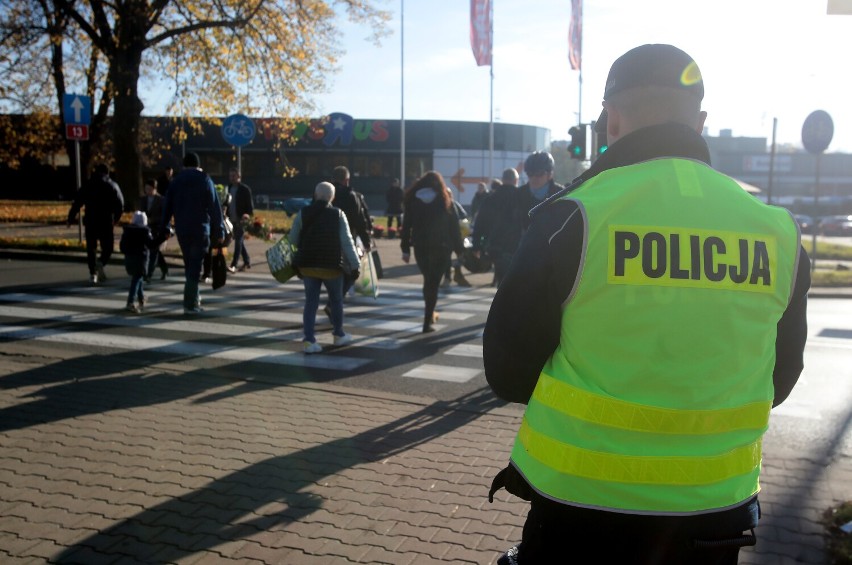 Organizacja ruchu i komunikacji miejskiej w Szczecinie w...