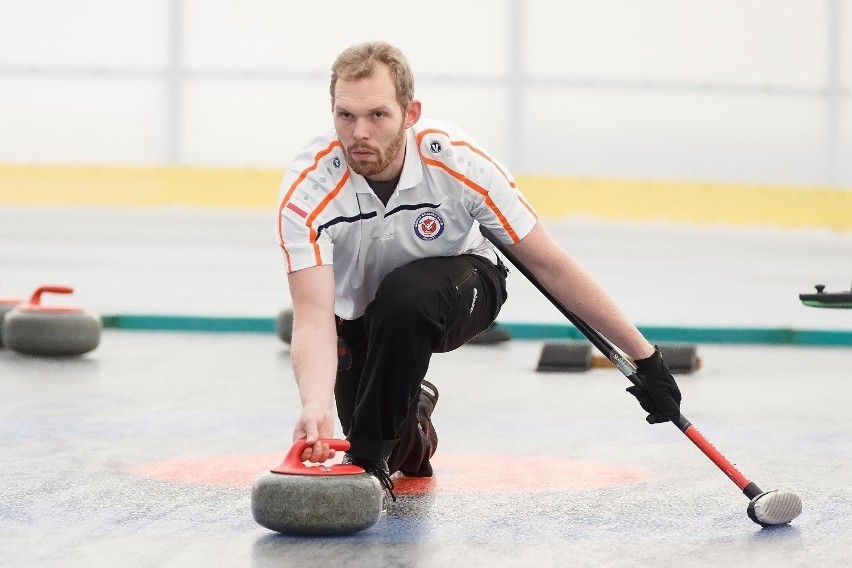 Otwarte treningi curlingu w Świdnicy. Przyjdź i spróbuj zagrać w tę fascynująca dyscyplinę!
