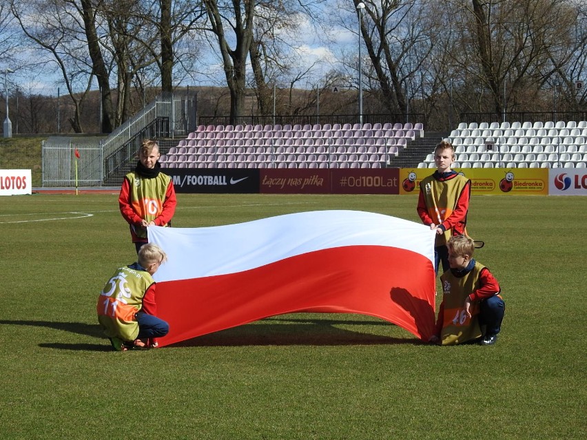 Piłkarskie emocje w Łomży. Turniej Czterech Narodów na miejskim stadionie [Zobacz zdjęcia]