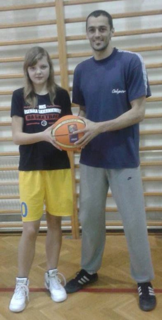 Zuzanna Włodarczyk z trenerem klubowym Adrianem El-Wardem