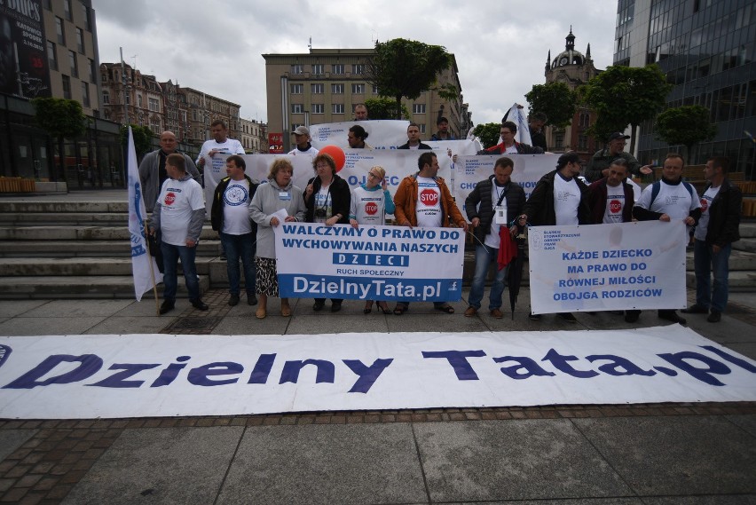 Manifestacja członków i sympatyków Śląskiego Stowarzyszenia...